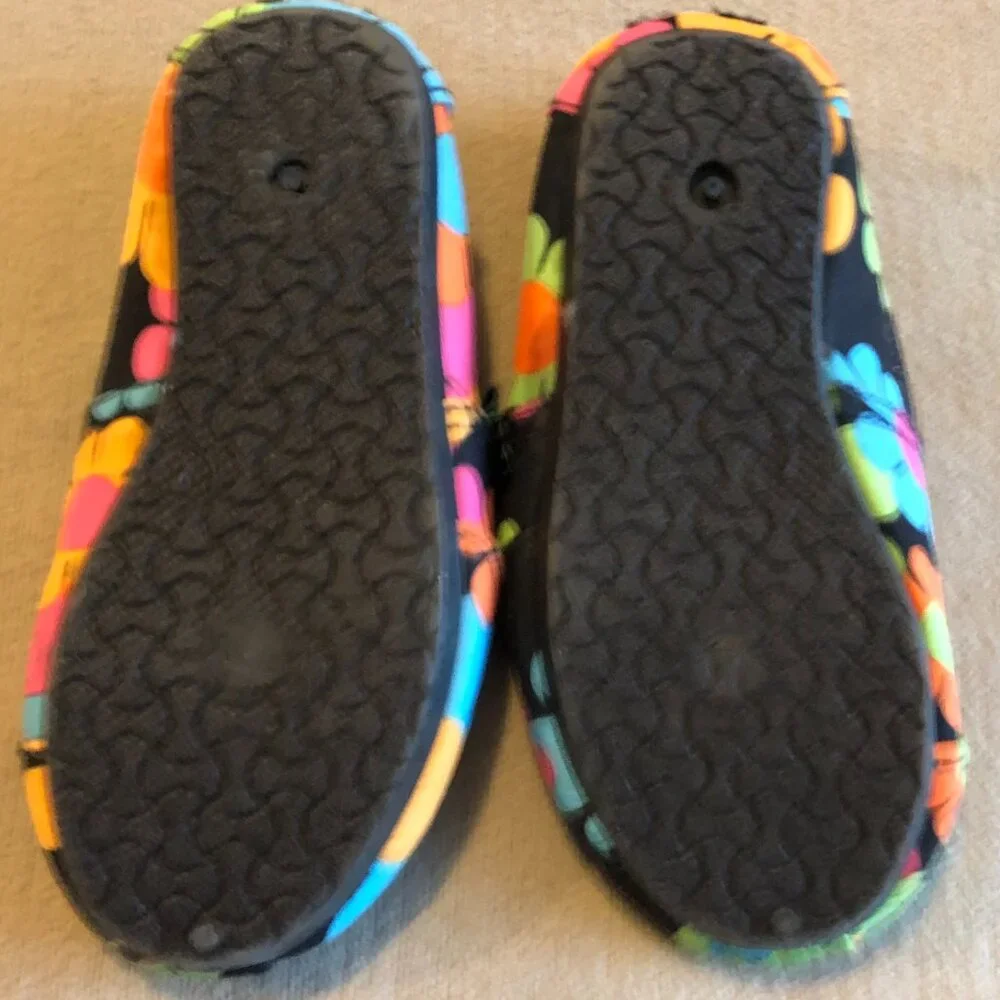 Dawgs Girls Flowers Multicolor Shoes Slips On Size 7 New
